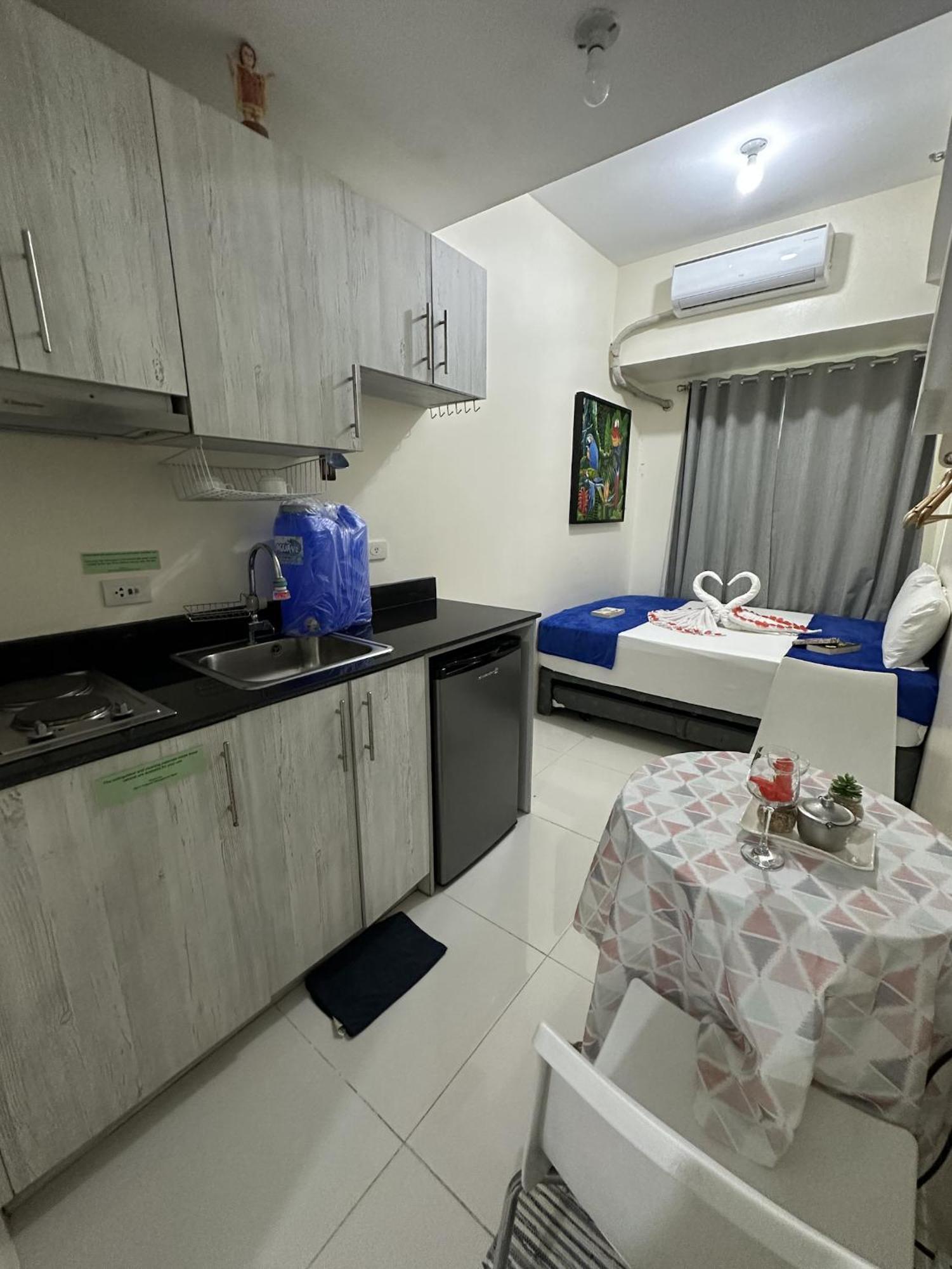 Green Residences Stays By Pbyy Маніла Екстер'єр фото